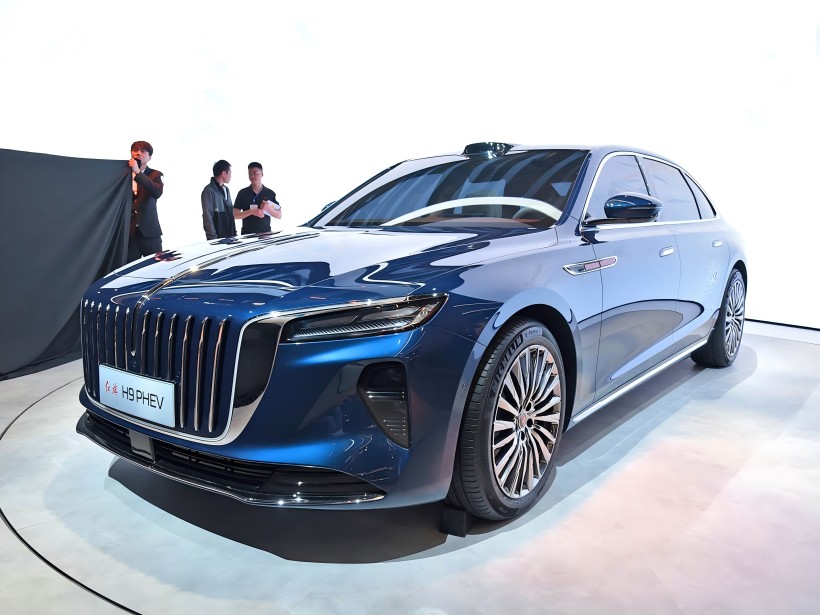 Hongqi H9 PHEV, drevet af et 2,0T -stik - i hybrid drivlinje og udstyret med en aktiv suspension, lanceres i anden halvdel af 2025.