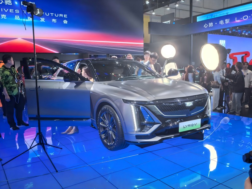 Den høje performance -version af IQ 锐歌! Cadillac Lyriq - V vil blive lanceret inden for dette år.